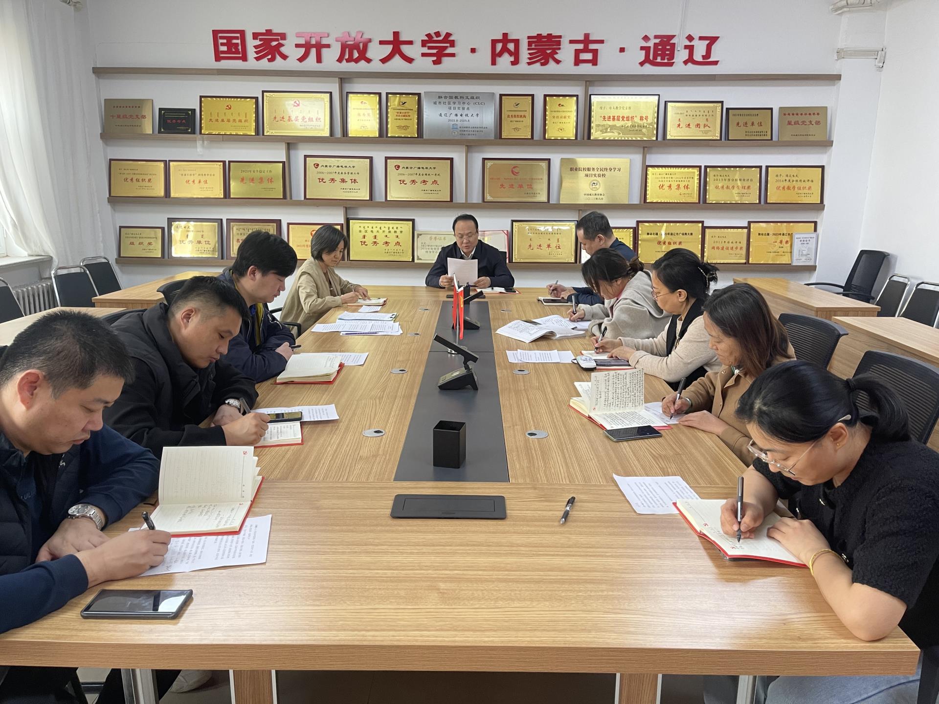 品读习语金句 共促民族团结